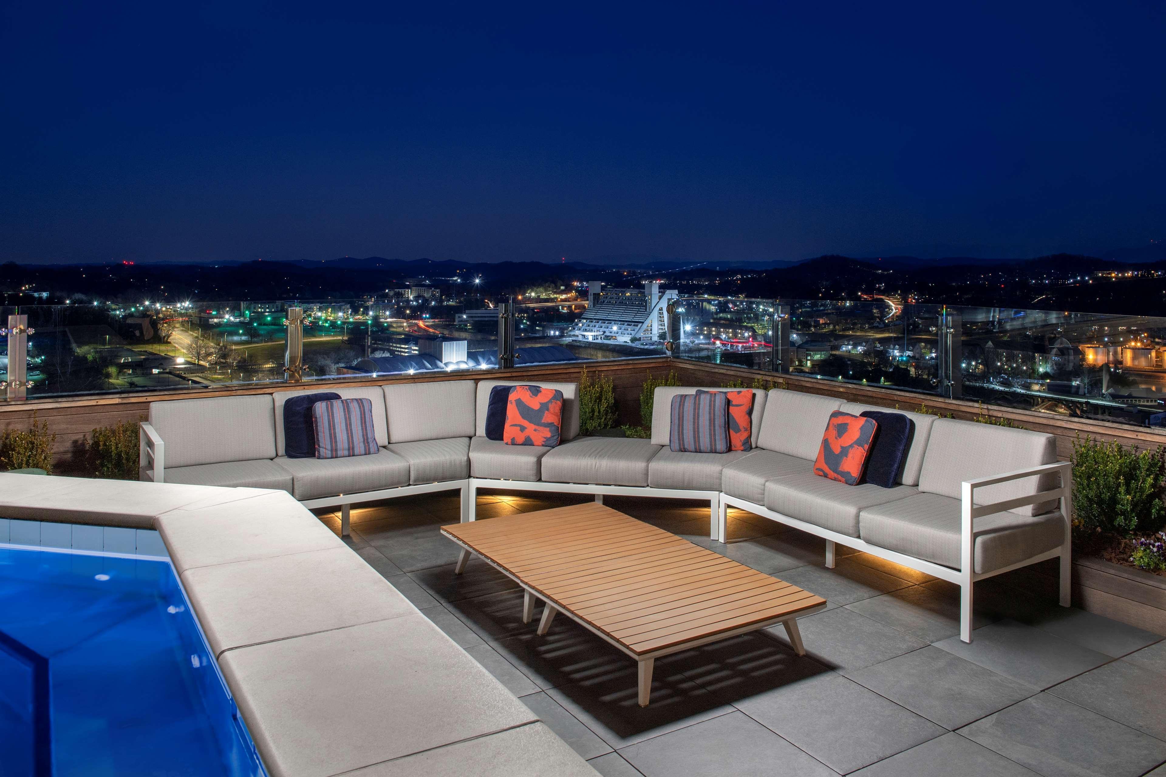 Embassy Suites By Hilton Knoxville Downtown Extérieur photo
