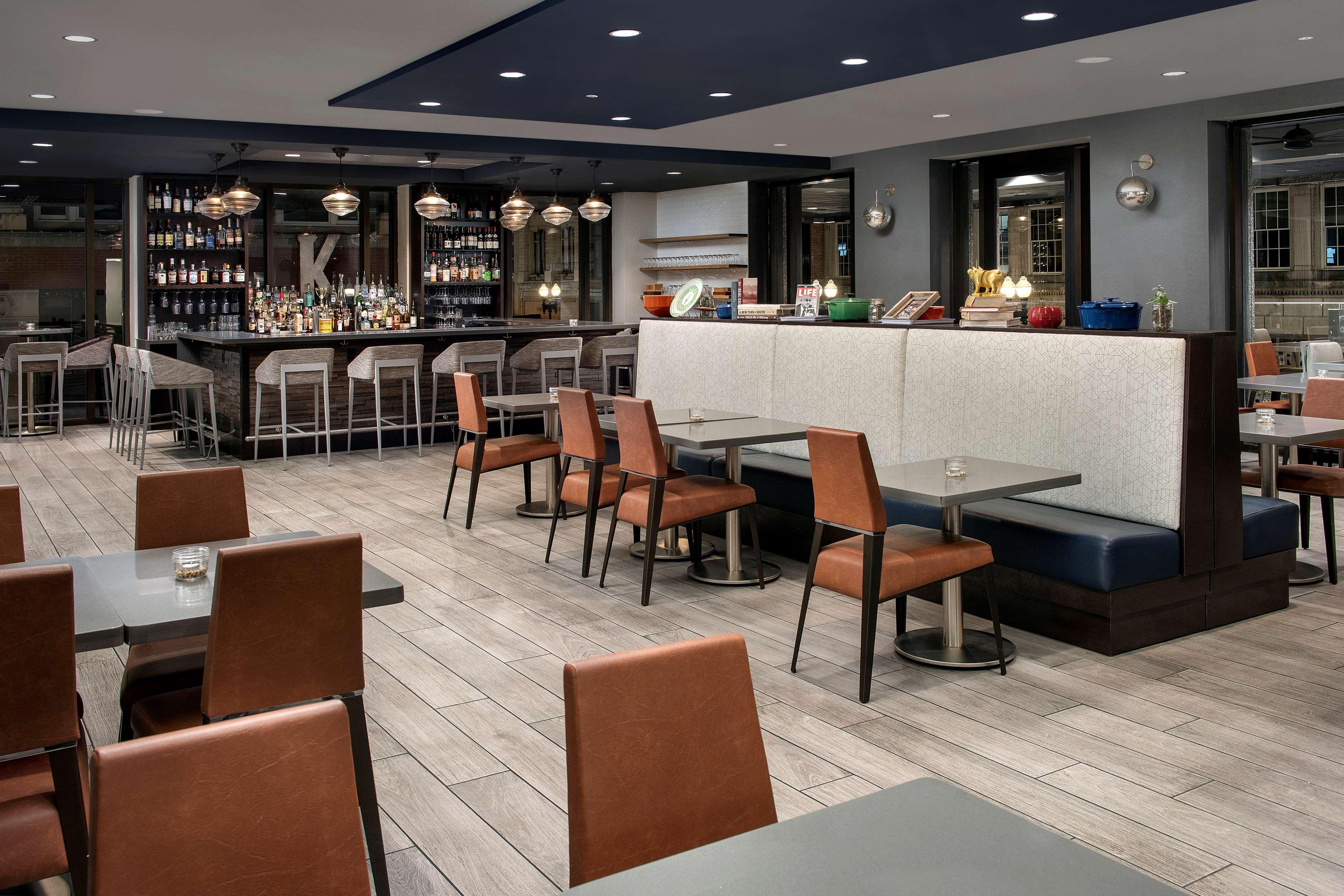 Embassy Suites By Hilton Knoxville Downtown Extérieur photo