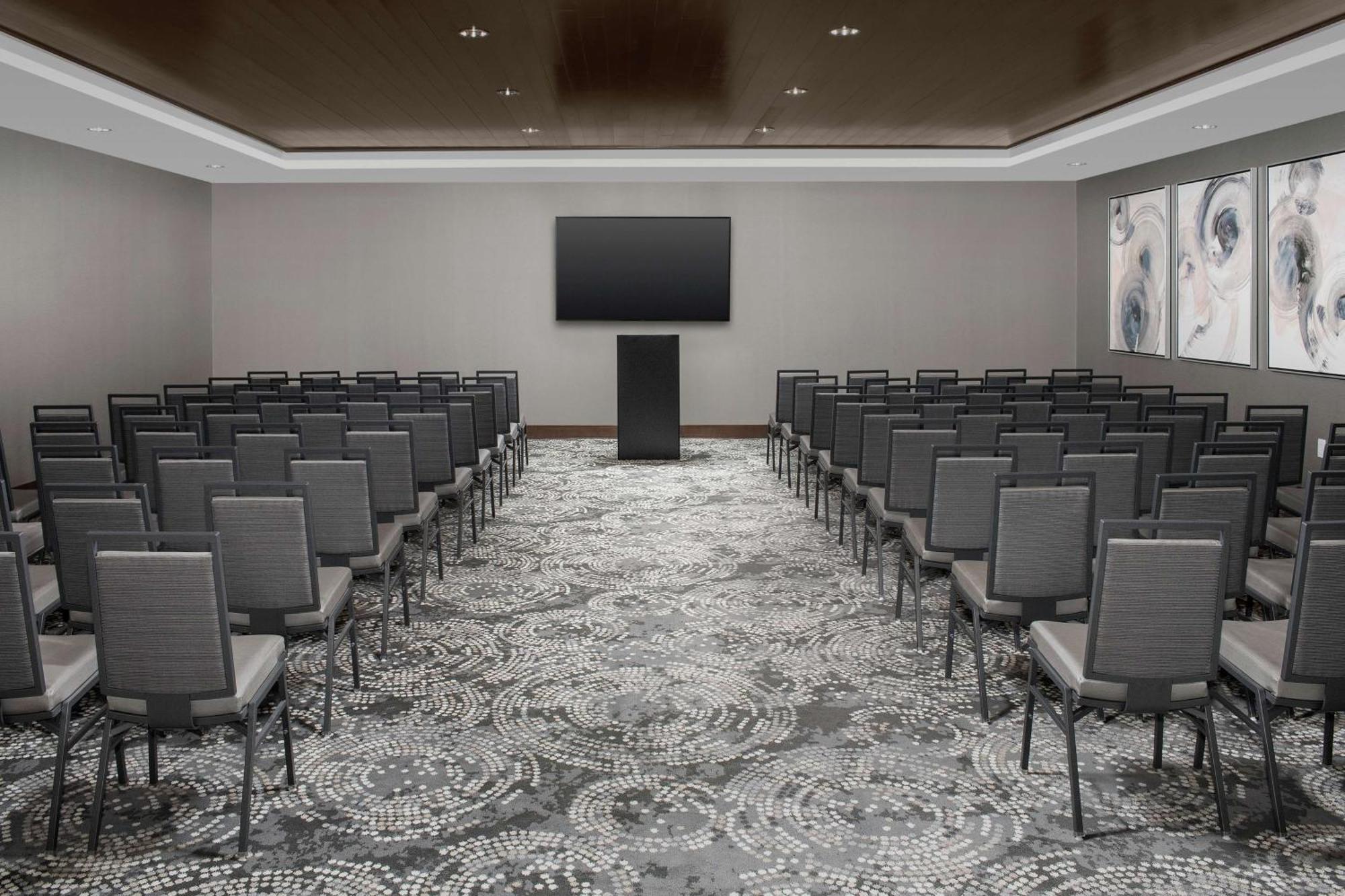 Embassy Suites By Hilton Knoxville Downtown Extérieur photo