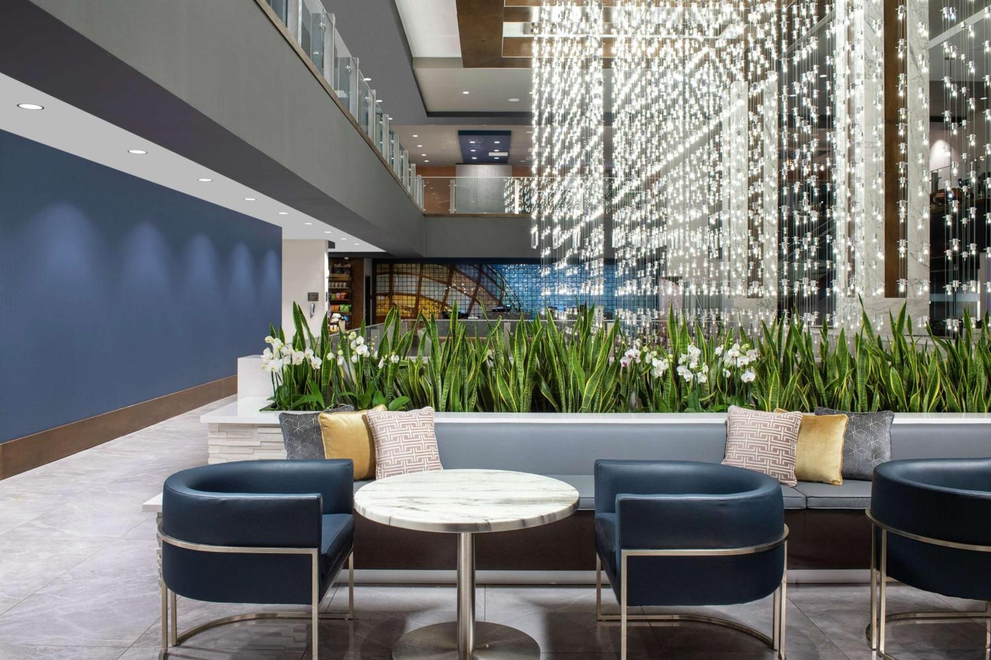 Embassy Suites By Hilton Knoxville Downtown Extérieur photo